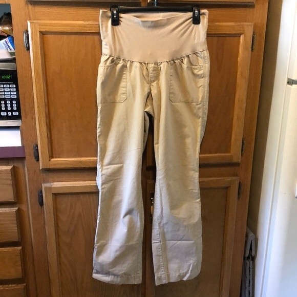 Old navy size medium maternity pants - Picture 1 of 5